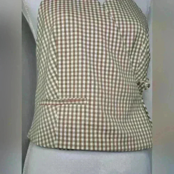 Zara Tan and White Halter Vest - Picture 2 of 9